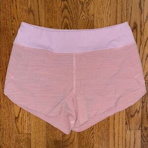 Athleta Run With It 3.5 inch Shorts - Light Pink